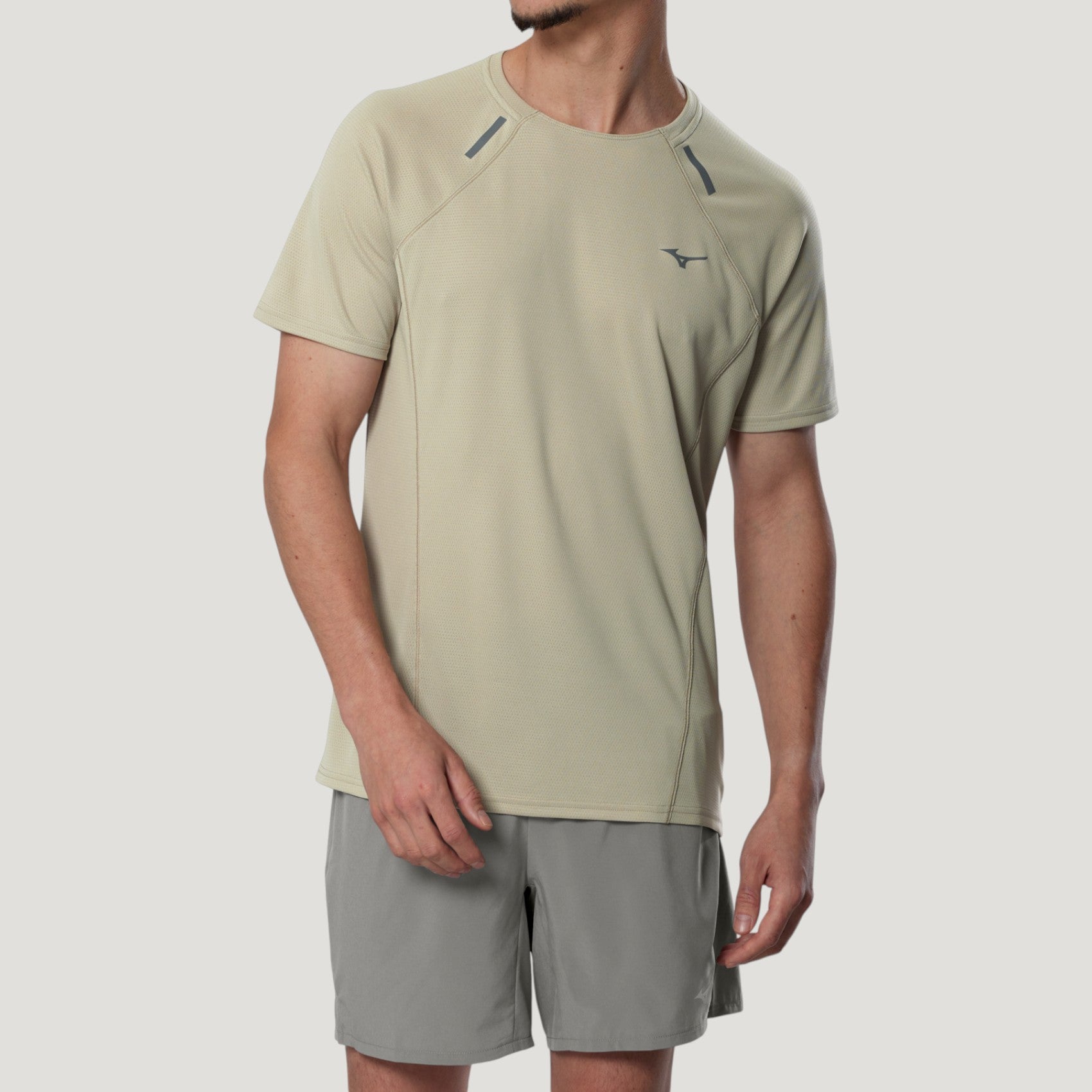 DRYAEROFLOW SHORT SLEEVE TEE ELM MEN 422358_0.88880000000000003_03