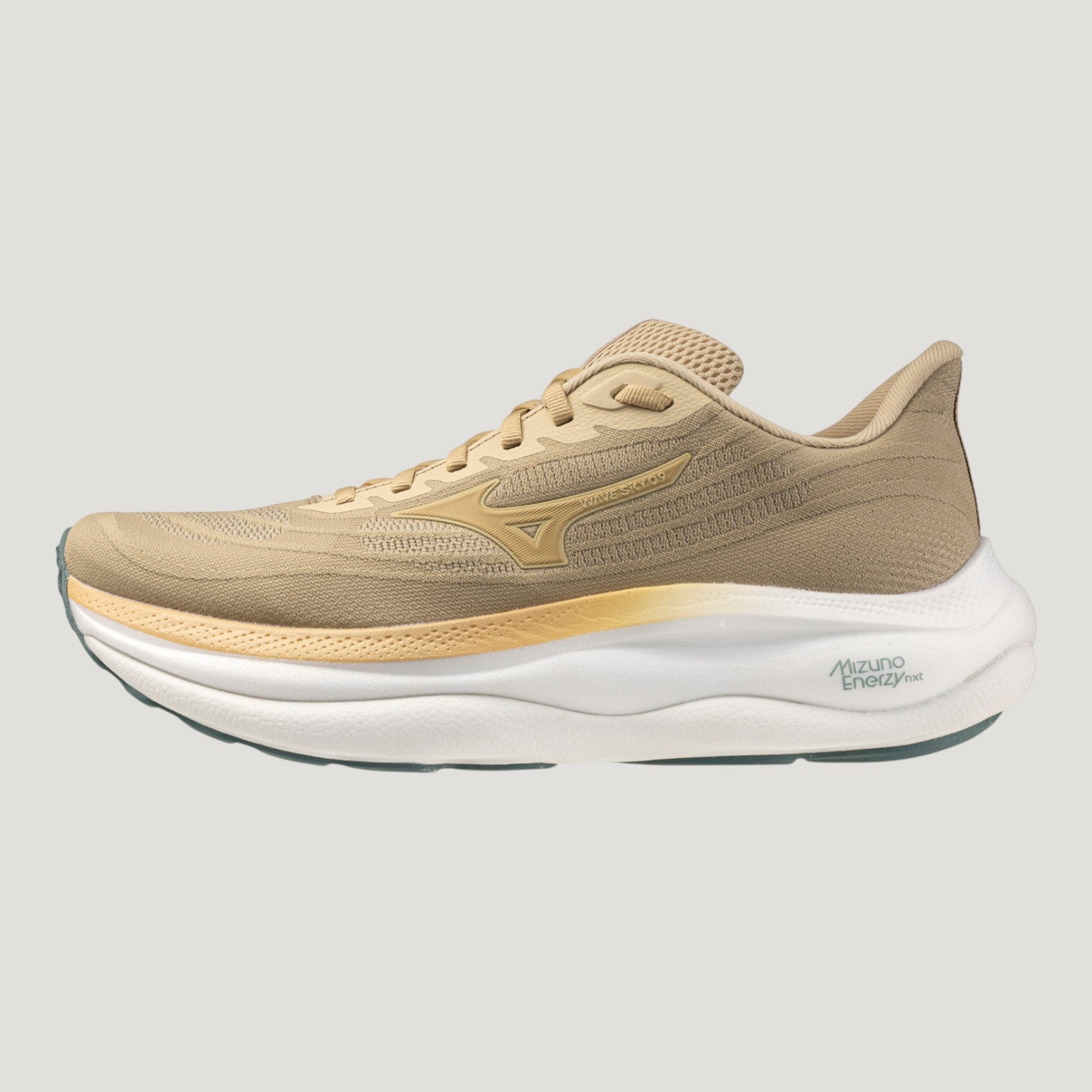 WAVE SKY 9 PALE KHAKI-CURDS AND WHEY MEN 411533_8P8T_00
