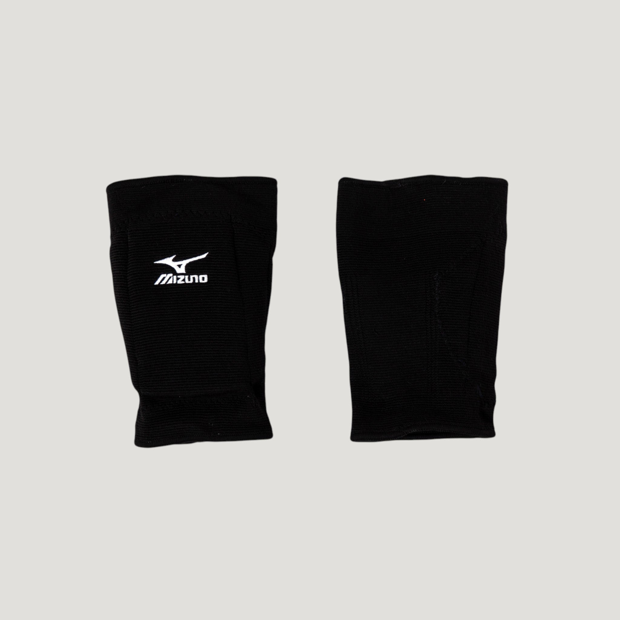 T10 PLUS KNEEPAD BLACK UNISEX 480121_9090_02
