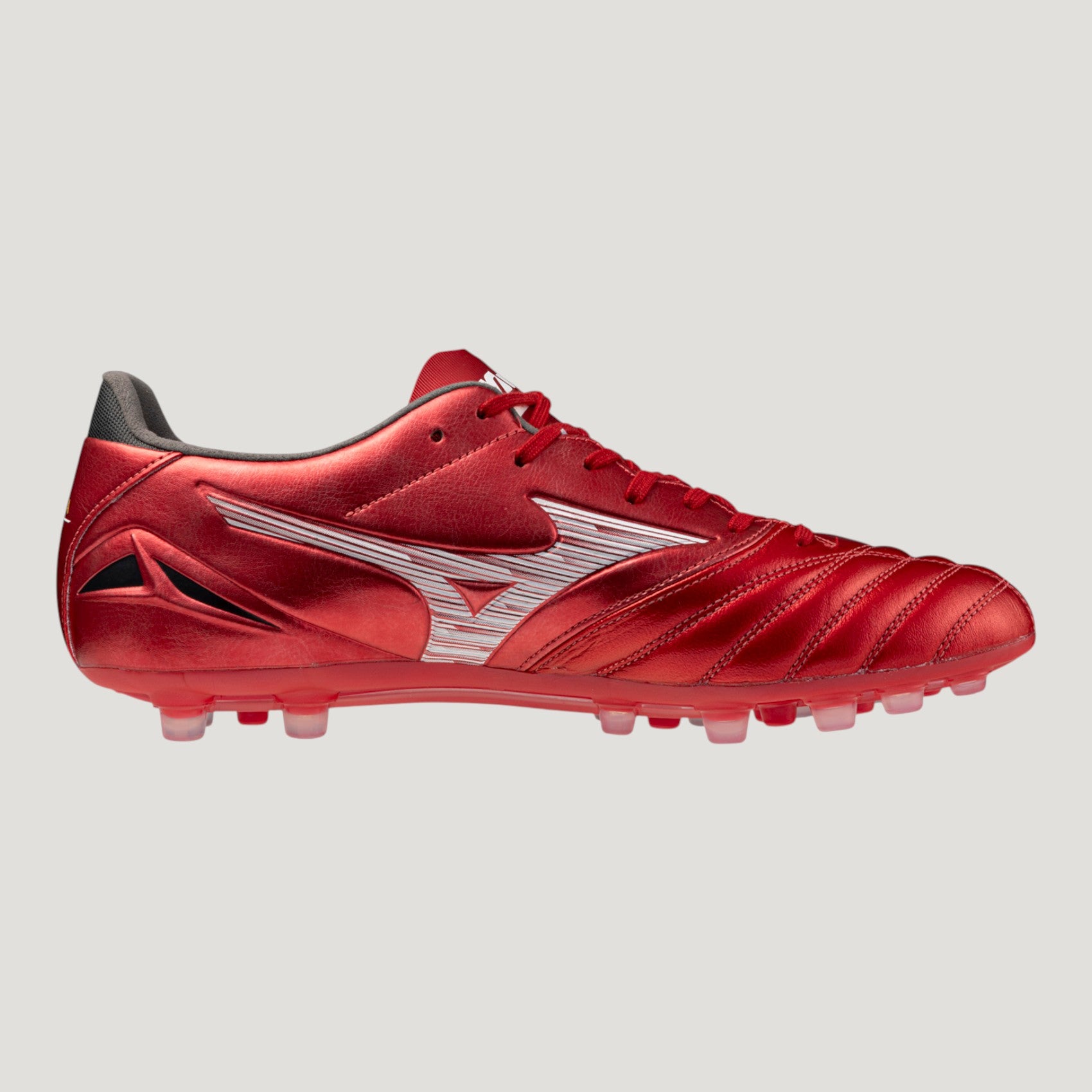 MORELIA NEO IV PRO AG RED-WHITE-BLACK UNISEX 540371_1000_03